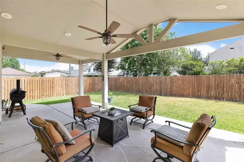 Exterior - 24506 Fort Path Dr, Spring, TX 77373 photo 4 of 10