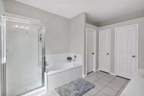 Bath - 24506 Fort Path Dr, Spring, TX 77373 photo 1 of 4