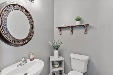 Bath - 24506 Fort Path Dr, Spring, TX 77373 photo 3 of 4