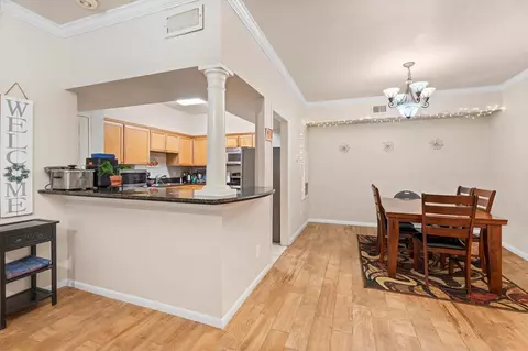 2255 Braeswood Park Dr #265, Houston, TX 77030