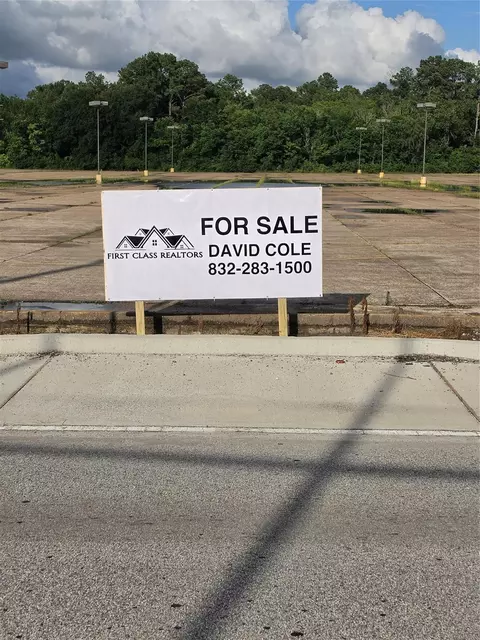 7300 E Houston Rd, Houston, TX 77028