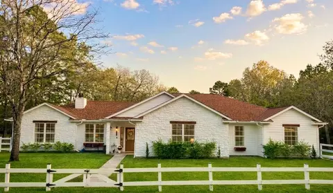 24953 Powers Ct, Montgomery, TX 77316