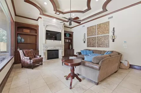 Living - 14 Post Shadow Estate Ct, Spring, TX 77389 photo 2 of 4
