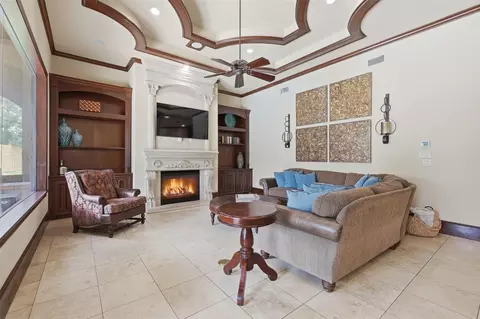 Living - 14 Post Shadow Estate Ct, Spring, TX 77389 photo 3 of 4