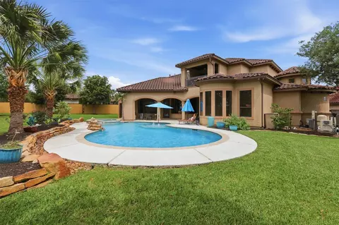 Exterior - 14 Post Shadow Estate Ct, Spring, TX 77389 photo 8 of 11