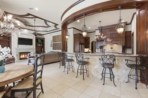 Kitchen - 14 Post Shadow Estate Ct, Spring, TX 77389 photo 2 of 7