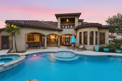 Exterior - 14 Post Shadow Estate Ct, Spring, TX 77389 photo 2 of 11