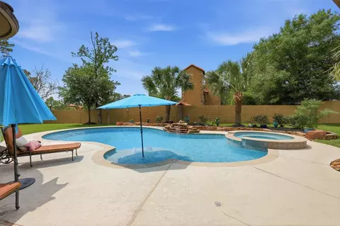 Exterior - 14 Post Shadow Estate Ct, Spring, TX 77389 photo 11 of 11