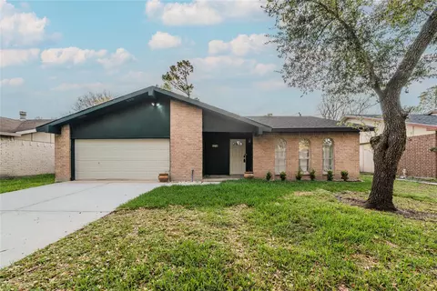 2210 Stillmeadow Dr, Missouri City, TX 77489