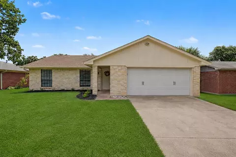 3013 Pierre Pl, College Station, TX 77845