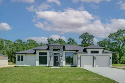 1156 Spanish Dr, Dayton, TX 77535