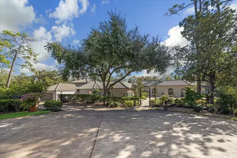 11722 Claywood St, Houston, TX 77024