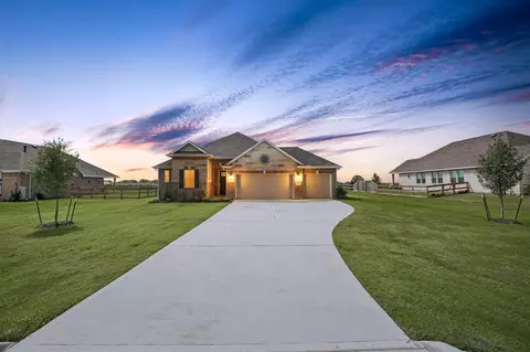 504 Cane Crossing Lake Dr, Sealy, TX 77474