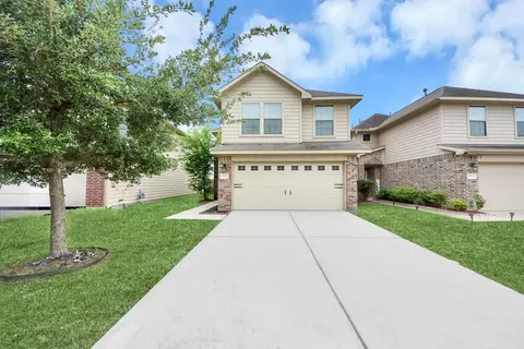 9219 Dewberry Blossom Ln, Houston, TX 77064