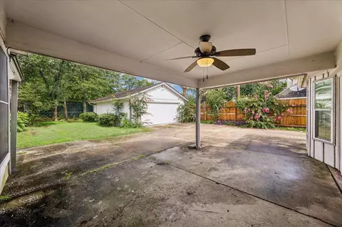 Exterior - 17803 Loring Ln, Spring, TX 77388 photo 6 of 7