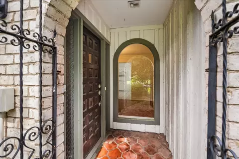 Entry Way - 17803 Loring Ln, Spring, TX 77388 photo 1 of 2