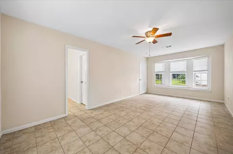 Living - 17803 Loring Ln, Spring, TX 77388 photo 7 of 9