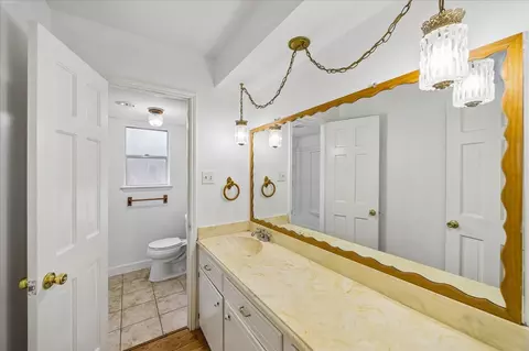 Bath - 17803 Loring Ln, Spring, TX 77388 photo 3 of 3