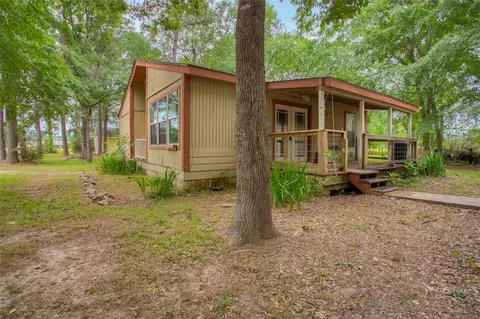 Exterior - 81 Westlake Rd, Trinity, TX 75862 photo 3 of 5