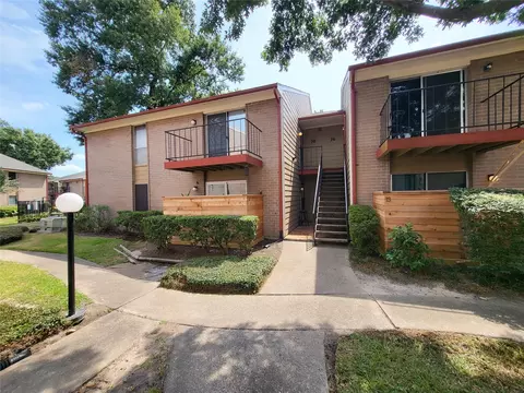 12955 Woodforest Blvd #15, Houston, TX 77015