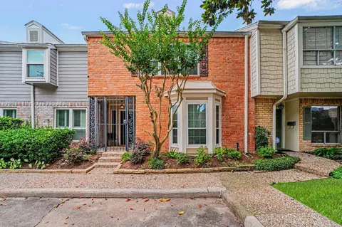 1661 W Sam Houston Pkwy S, Houston, TX 77042