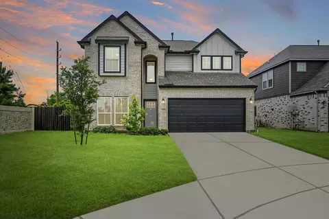2203 Bright Sunrise Trl, Fresno, TX 77545