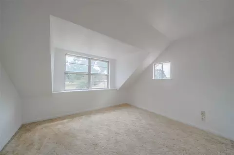 Bedroom - 7622 County Line Rd, Willis, TX 77378 photo 3 of 4