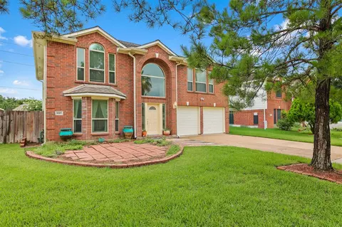 3227 Leila Oaks Dr, Houston, TX 77082