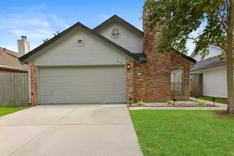 8403 Cienna Dr, Houston, TX 77040