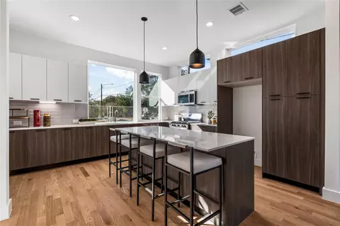 5404 Mulvey St, Houston, TX 77020