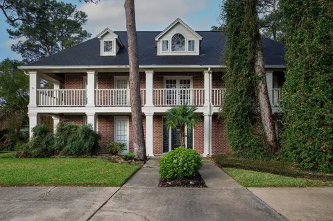 17707 Champion Forest Dr, Spring, TX 77379