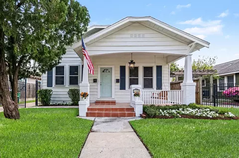 1118 Peddie St, Houston, TX 77009