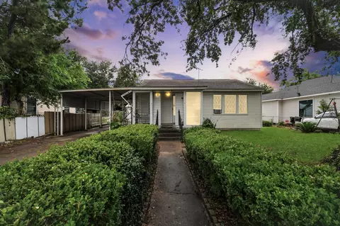 7111 Quince St, Houston, TX 77087