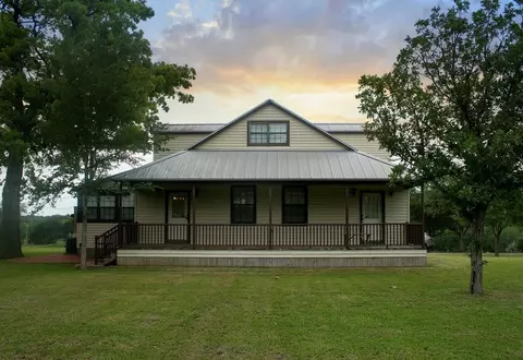 6007 Fm 3233, La Grange, TX 78945