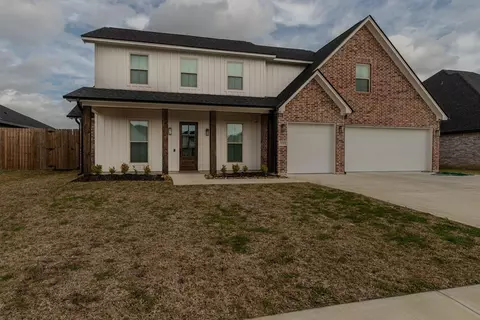 112 Pindo Palm Dr, Lumberton, TX 77657