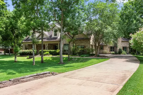 3215 Wellspring Lake Dr, Fulshear, TX 77441