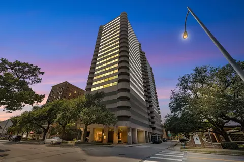 5000 Montrose Blvd #15C, Houston, TX 77006