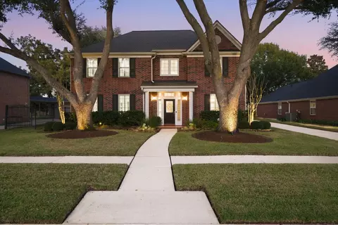 4714 Kirkwall Dr, Sugar Land, TX 77479