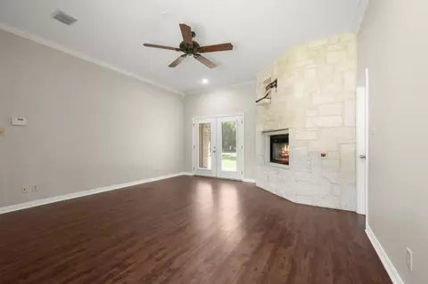 Living - 24310 Lenze Rd, Spring, TX 77389 photo 7 of 8