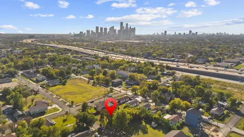 2313 Hailey St, Houston, TX 77026