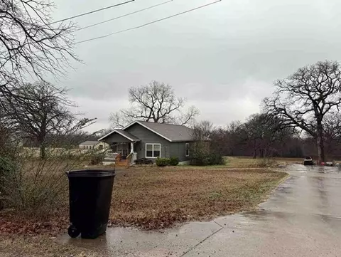 2130 Tarver Rd, Burleson, TX 76028