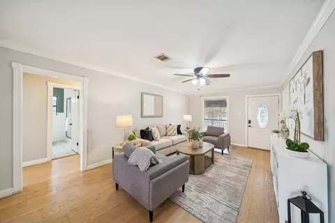 1616 Tabor St, Houston, TX 77009