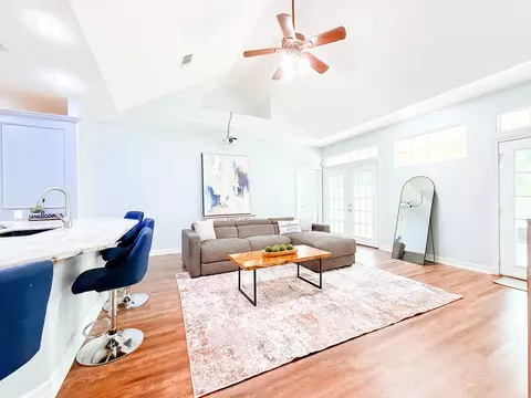 Living - 540 Springwood Dr, Conroe, TX 77385 photo 2 of 2