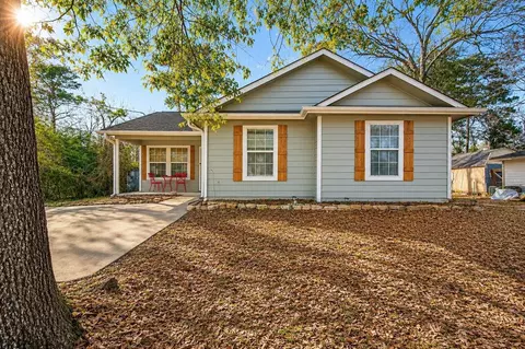 10391 Royal Magnolia Dr, Conroe, TX 77303