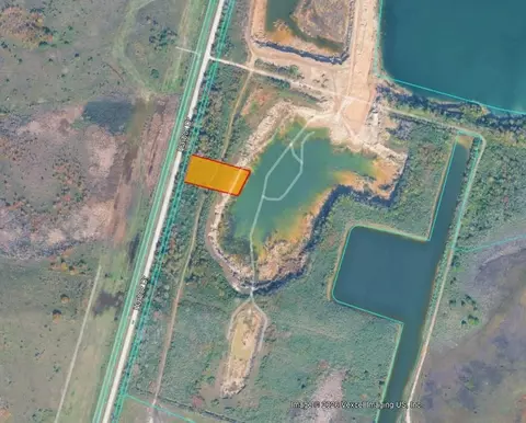 05 Harbor Dr, Hitchcock, TX 77554