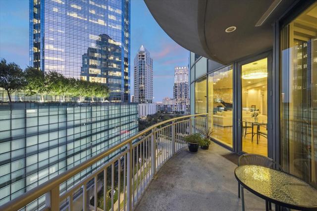 1600 Post Oak Blvd #802, Houston, TX 77056