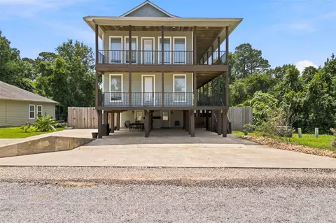 Exterior - 201 W Coco Loop, Point Blank, TX 77364 photo 8 of 9