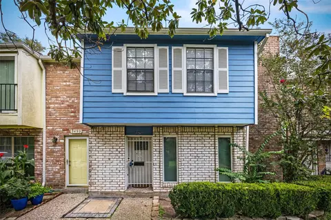 9501 Fondren Rd #9, Houston, TX 77074