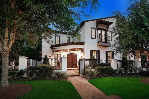 110 Lakeside Cv, The Woodlands, TX 77380