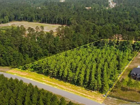 15761 Ridge Rock Rd, Willis, TX 77378